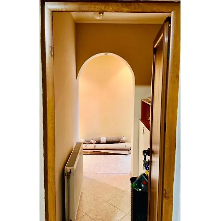 Διαμέρισμα Emo Aparts & апартаменти, под наем